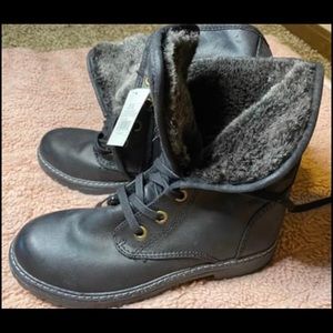 Brand new women’s boots